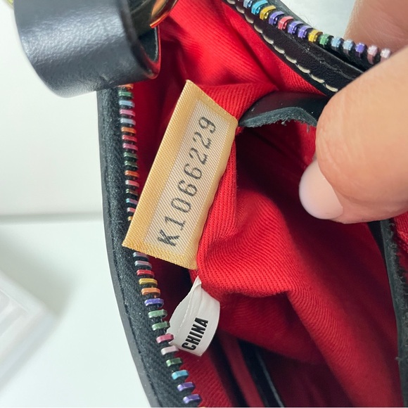 Dooney & Bourke Y2K Grafitti Purse - Picture 6 of 7